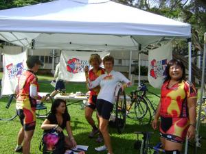 The Red Hot Ladies of Hawaii Bicycling League will offer their popular flat-tire clinic. 
