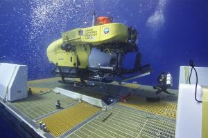 The Hawaii Undersea Research Laboratory (HURL) Pisces V deep-diving manned submersible