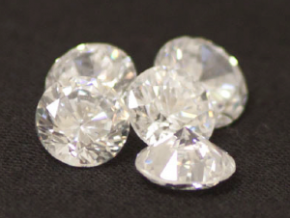 <p><strong>Fig. 1.7.</strong> (<strong>D</strong>) diamond</p>